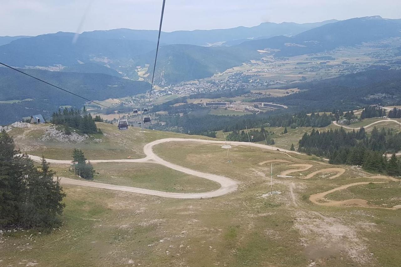 STUDIO CHALEUREUX aux pieds des pistes de ski des Glovettes Villard-de-Lans Extérieur photo